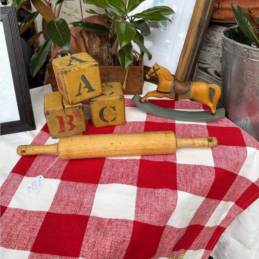Vintage Wooden Rolling Pin - Excellent Condition 🌻💕💕🌻